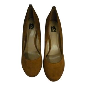 Chic Tan Women's Heels